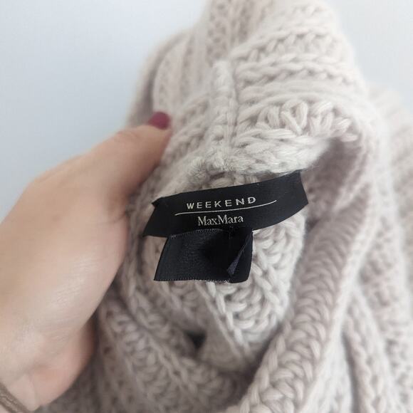 Women's MaxMara Weekend Cream Sweater Small Made in Romania - Picture 5 of 6